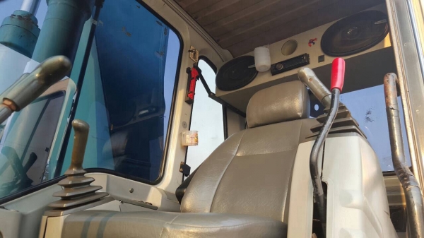 ขาย แม็คโฮ KOBELCO YN10-38686 ขาย แม็คโฮ KOBELCO YN10-38686