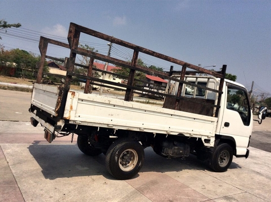 IZUSU ELF ปี 2012 4JG2