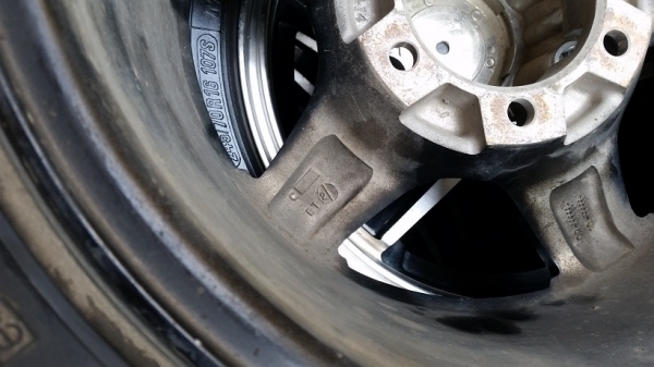 ขายล้อขอบ 16 พร้อมยาง