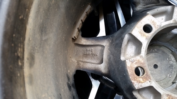 ขายล้อขอบ 16 พร้อมยาง