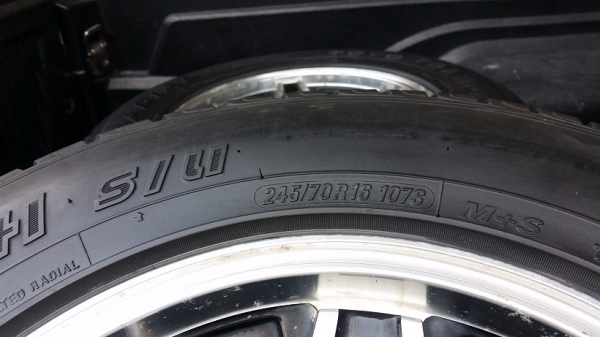 ขายล้อขอบ 16 พร้อมยาง