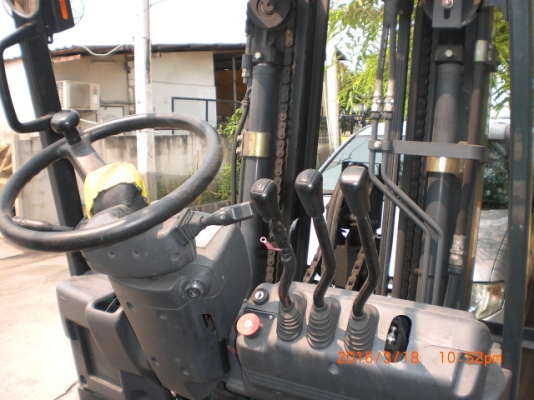 ขายไฟฟ้า komatsu นั่งขับขนาด 3.0 ตัน 4.5เมตร งาสไลด์