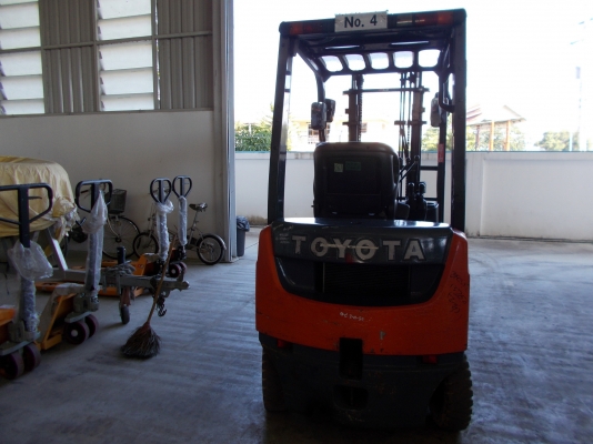 ขาย โฟล์คลิฟท์ TOYOTA รุ่น8 1.5ตัน