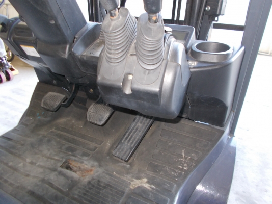 ขาย โฟล์คลิฟท์ TOYOTA รุ่น8 1.5ตัน