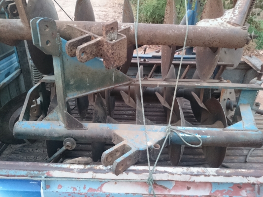 ขายผาน LCS 5*18    โครงสวย ใบเต็มเดิมๆ สีเดิม ใส่กับรถ 15-25 แรง