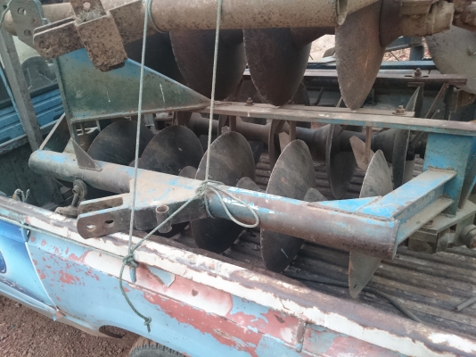 ขายผาน LCS 5*18    โครงสวย ใบเต็มเดิมๆ สีเดิม ใส่กับรถ 15-25 แรง