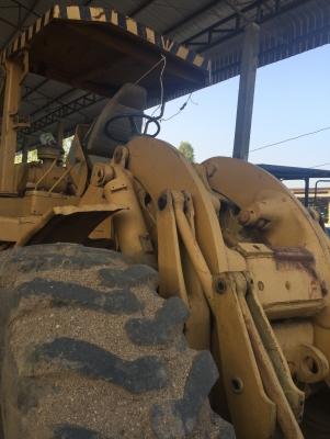 รถตัก CAT 966c