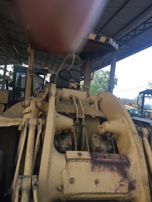 รถตัก CAT 966c