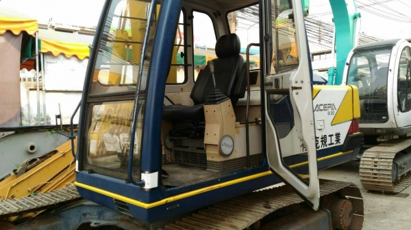 ขาย KOBELCO SK120 มาร์คทรี เก่าญี่ปุ่น  สภาพดี  สวย  ระบบดี  ไฟฟ้าครบ  สนใจโทร 089-3818694  ดวงนภา