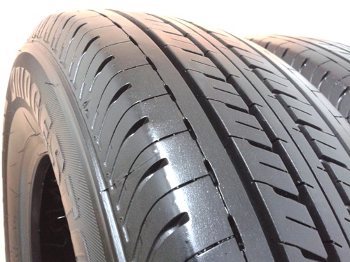 ยาง,215-70-15 B.S DURAVIS R611 สภาพเต็มปี15ไม่ปะ ชุด6,800