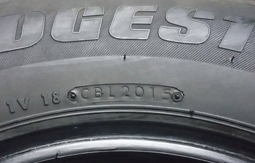 ยาง,215-70-15 B.S DURAVIS R611 สภาพเต็มปี15ไม่ปะ ชุด6,800