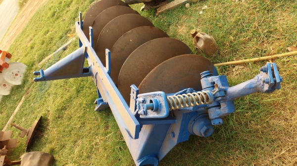 หางหกใส่รถไถฟอร์ด