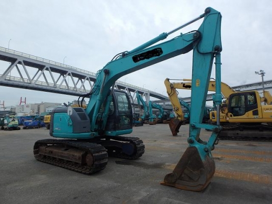 รถขุด Kobelco SK135SR สต็อกนำเข้าจากญี่ปุ่น สนใจโทร. 080-6565422 (หนิง)