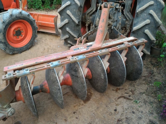 ขายรถไถ KUBOTA L4508 DI พร้อมดันหน้า และผาน6 รถไร่ รถพร้อมใช้งาน  ราคา 245,000  อ.แกลง จ.ระยอง มีรถขนส่งบริการทั่วไทย DC Tractor Rayong =0818618678 ,0899347475 id line=0818618678 id line=0899347475  https://www.facebook.com/Tractors-Rayong-307154532717928