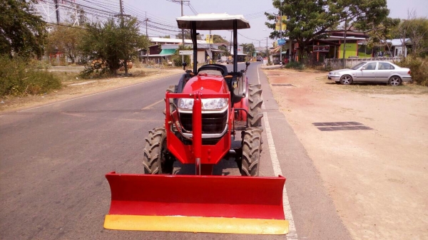 รถแทรกเตอร์ยันม่าร์ 35 แรงม้า