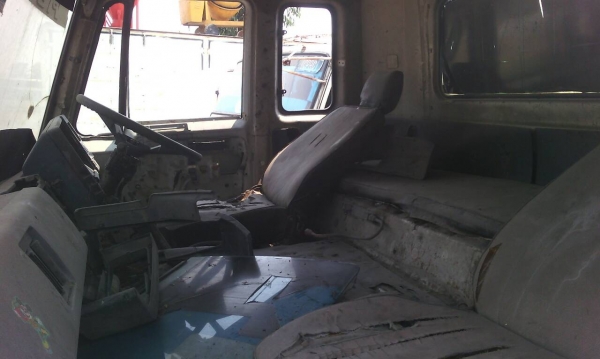 รถโม่ปูน ISUZU ขนาด 7 คิว มีเล่มทะเบียนพร้อม(ขายตามสภาพ)