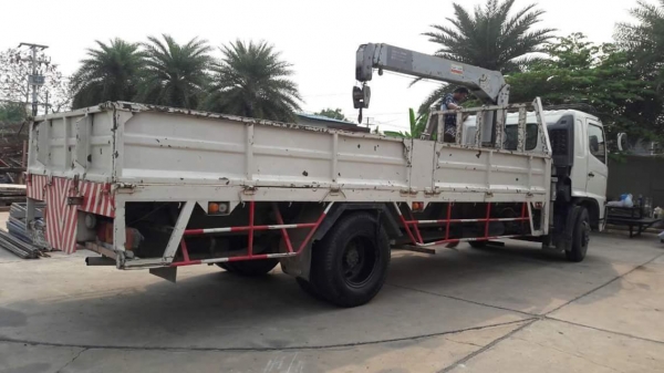 ขายรถ6ล้อ MEGA ปี47 เครื่อง212แรง เครน3ตัน 3ปลอก ท้องวี ยาว7.20เมตร รถสวยพร้อมใช้งาน เอกสารพร้อมโอน สนใจโทร 090-8588220คุณนะ 093-3258446คุณบิว หรือเข้าดูสินค้าอื่นๆได้ที่ www.truck.in.th/498 หรือเพจFacebook ณรงค์ ซื้อขายรถมือสอง (เว็บไซต์ส่วนตัว) หรือFace