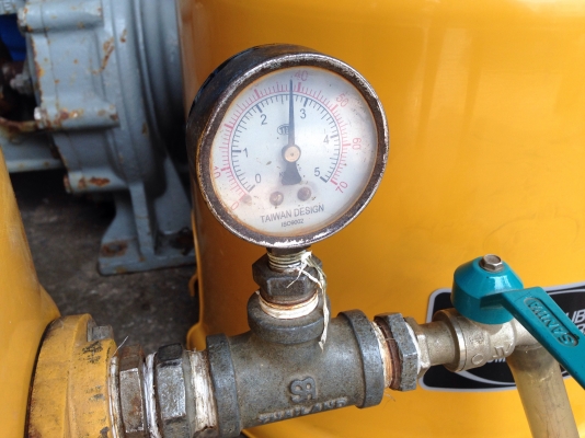 ขายปั้มน้ำอัตโนมัติ mitsubishi 300W สภาพสวย วิ่งนิ่ม ตรวจเช็คแรงดันเรียบร้อยแล้ว ไม่มีรั่วซึม (ใส่ฝาใหม่ให้ครับ) พร้อมใช้งาน