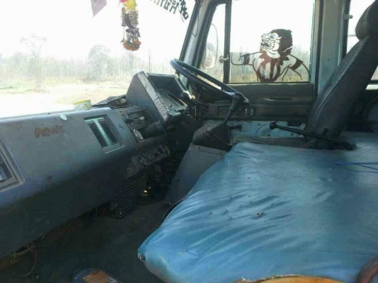 ขายรถ10ล้อ ดั้ม2เพลา ร็อกกี้210แรง พ.เพาเวอร์ เบรกทิฟฟี่ เครื่องดี แคชซีสวย พร้อมใช้งาน เอกสารพร้อมโอน สนใจโทร 090-8588220คุณนะ 093-3258446คุณบิว หรือเข้าดูสินค้าอื่นๆได้ที่ www.truck.in.th/498 หรือเพจFacebook ณรงค์ ซื้อขายรถมือสอง (เว็บไซต์ส่วนตัว) หรือF