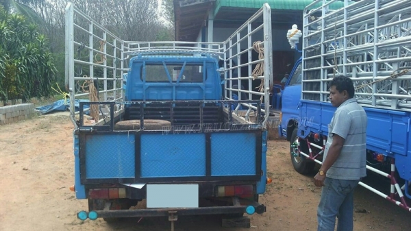 รถบรรทุก 4 ล้อ ISUZU 74 แรงม้า ปีจดทะเบียน 2524 รถบรรทุก 4 ล้อ ISUZU 74 แรงม้า ปีจดทะเบียน 2524