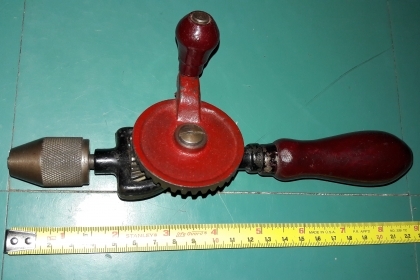 ขายสว่านมือหมุนขนาดเล็กงานเก่าเก็บ Stanley made in usa. ขายสว่านมือหมุนขนาดเล็กงานเก่าเก็บ Stanley made in usa.