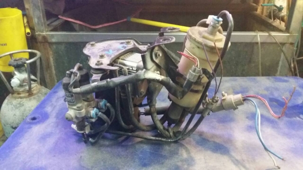 ปั้มลม TOYOTA 7ครีบ มือสองจากญี่ปุ่น ปั้มลม TOYOTA 7ครีบ มือสองจากญี่ปุ่น