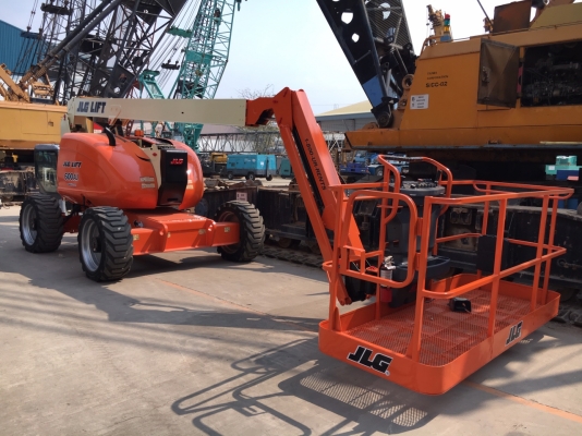 รถกระเช้า บูมลิฟต์ JLG 600AJ (USA) สูง 18.5 เมตร โทร. 080-6565422 (หนิง)
