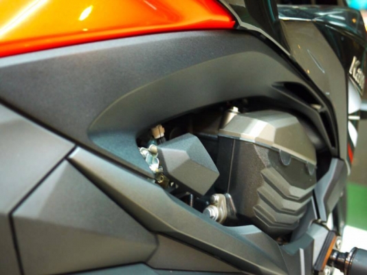 ขาย Kawazaki Z800 ปี 2013 พร้อมทะเบียนแท้ สภาพนางฟ้า ไม่ล้ม ไม่ชน ไม่แปะ เครื่องสดๆ