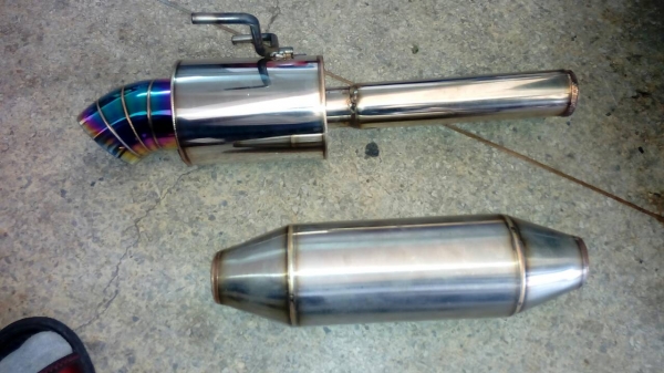 ขายท่อซิ่ง1คู่ถูกๆครับ