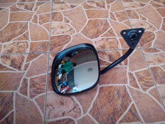 กระจกส่องท้ายรถตู้ กระจกส่องท้ายรถตู้