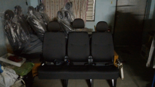 ขายเบาะใหม่รถตู้ toyota commuter