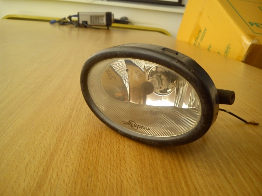 ไฟตัดหมอก HONDA Stream แท้ ข้างขวา