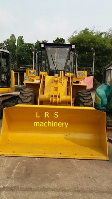 รถตักล้อยาง WA 100-1 รถตักล้อยาง WA 100-1