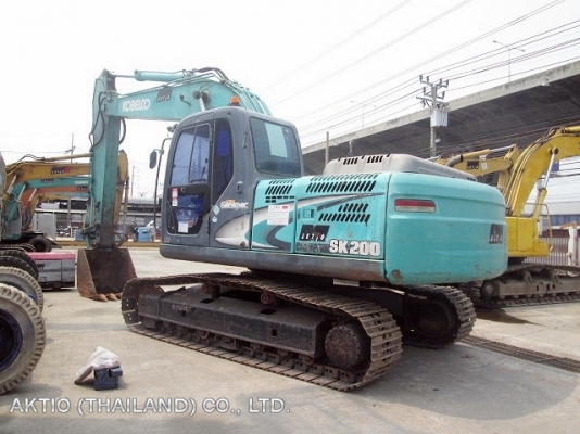ขายรถขุด KOBELCO SK200-8