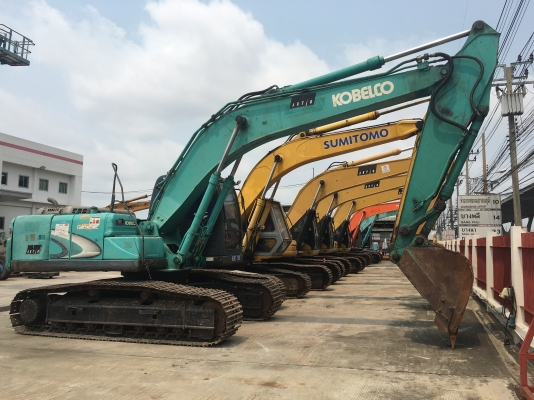 ขายรถขุด KOBELCO SK200-8