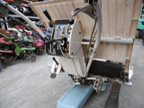 รถปลูกข้าวดำนาเดินตาม  ISEKI   PX200  รหัสสินค้า : 80903515 ติดต่อ Tel.086-8150487 www.nihonmono.com