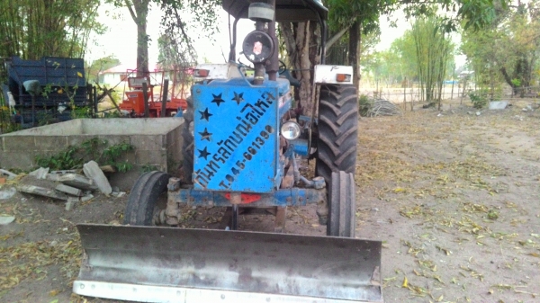 ขายด่วนรถไถ ford 6610 พร้อมลุยงานหาเงิน ราคา 300000 สนใจ 0850245634