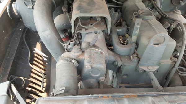 ขาย 10 ล้อ 3 เพลา GMC สภาพสวยใช้งานได้ปกติ เครื่อง 260 แรงม้า คัสซีสวยตลอดเส้น พวงมาลัยซ้าย ทะเบียนครบพร้อมโอน