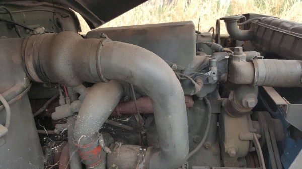 ขาย 10 ล้อ 3 เพลา GMC สภาพสวยใช้งานได้ปกติ เครื่อง 260 แรงม้า คัสซีสวยตลอดเส้น พวงมาลัยซ้าย ทะเบียนครบพร้อมโอน