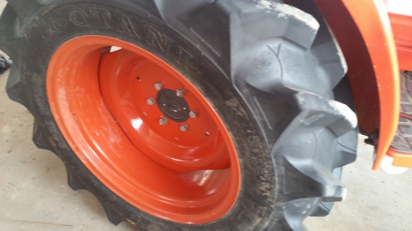 ขายรถไถคูโบต้า  KUBOTA   L 3608SP พร้อมชุดใบมีดดันหน้าใหม่