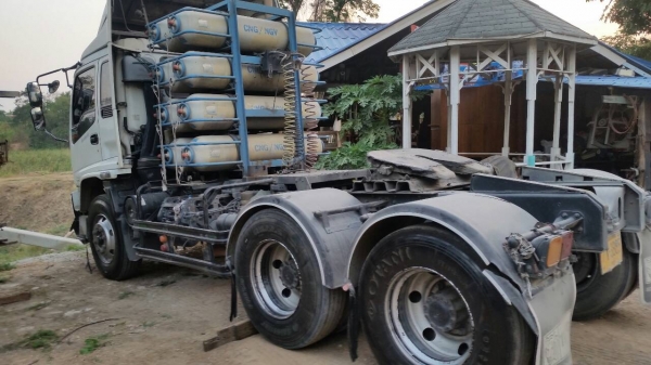 ขายอีซูซุเดก้า 270 สิบล้อหัวลาก 2 เพลา เครื่อง 6SD1 ก๊าซ CNG/NGV