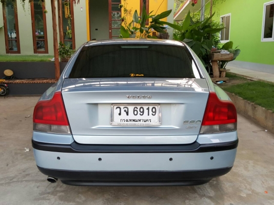 VOLVO S60 ปี2003 ใช้น้อย เกียรออโต้ แอรเย็น พร้อมใช้งาน
