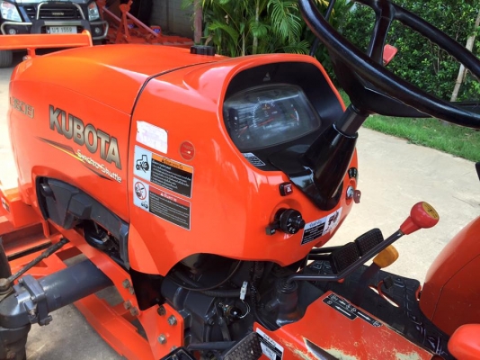 ขายรถไถ Kubota L3608(4WD) พร้อมใบมีดและผานพรวนช้าง รถสวยพร้อมใช้งาน