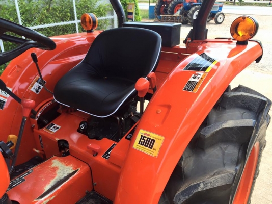ขายรถไถ Kubota L3608(4WD) พร้อมใบมีดและผานพรวนช้าง รถสวยพร้อมใช้งาน ขายรถไถ Kubota L3608(4WD) พร้อมใบมีดและผานพรวนช้าง รถสวยพร้อมใช้งาน