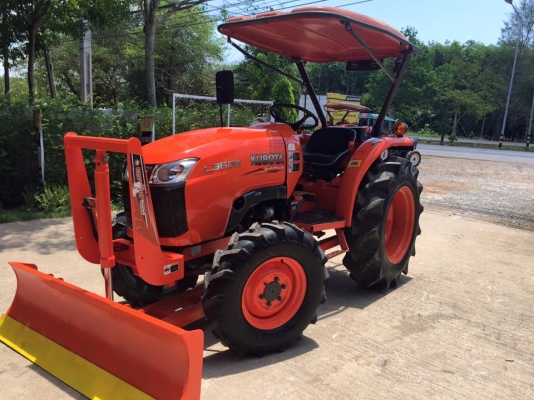 ขายรถไถ Kubota L3608(4WD) พร้อมใบมีดและผานพรวนช้าง รถสวยพร้อมใช้งาน