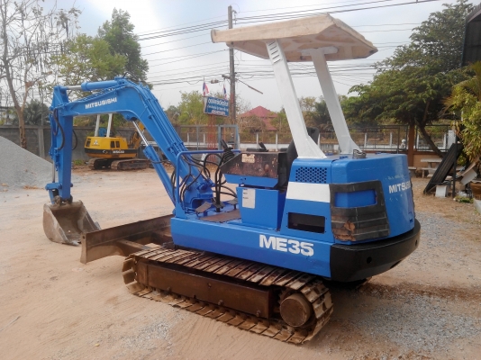 แบ็คโฮ mitsubishi ms35 ใช้งานได้ราคาถูกครับ  165,000 บาท