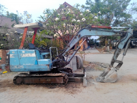 แบ็คโฮ mitsubishi ms35 ใช้งานได้ราคาถูกครับ  165,000 บาท