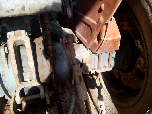 ขายรถไถ่มิดซี่ 527  พร้อมใช้งาน สภาพสวย ยังหลังสวยทั้งคู่