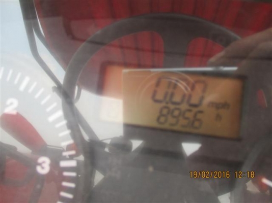 M8540 ดาวน์ 155,000 บาท 895 ชั่วโมง