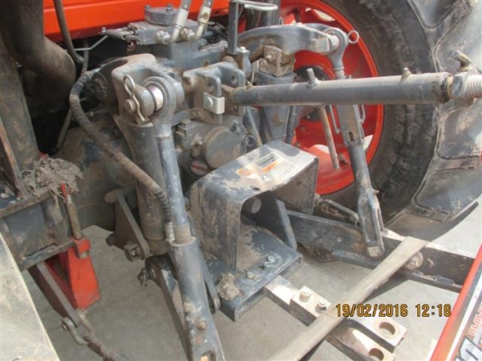 M8540 ดาวน์ 155,000 บาท 895 ชั่วโมง